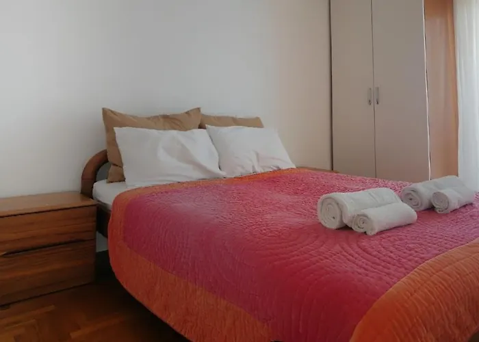 公寓 Island View 诺维·维诺多尔斯基