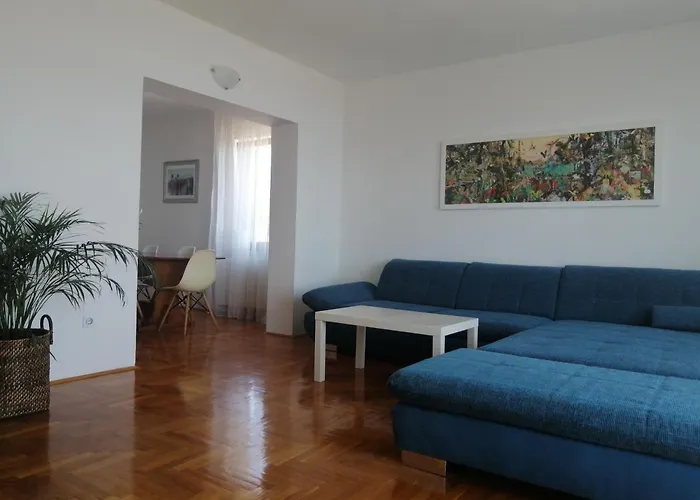 Island View * 诺维·维诺多尔斯基