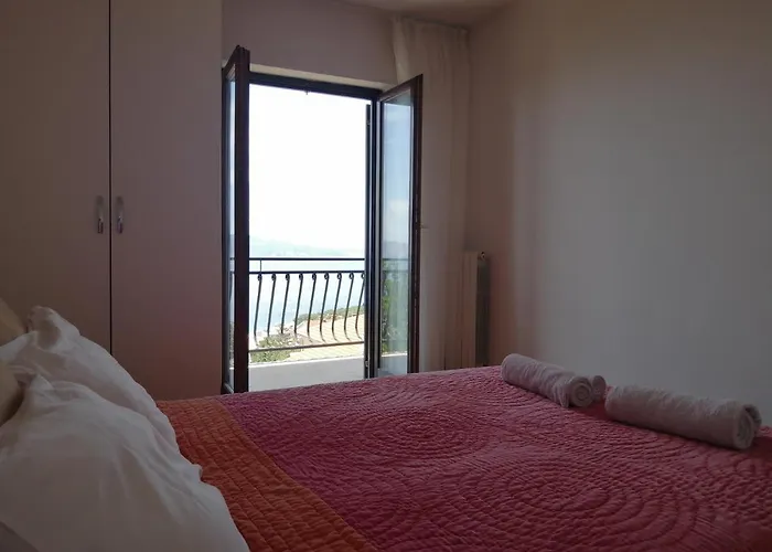 公寓 Island View 诺维·维诺多尔斯基